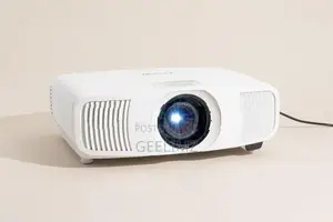 4K Android 3D Smart Projector TV