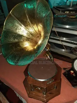 HMV Gramophone