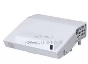 Hitachi Short Throw Projector