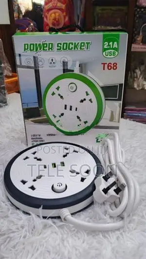 T68 2500W 2.1A Power Socket