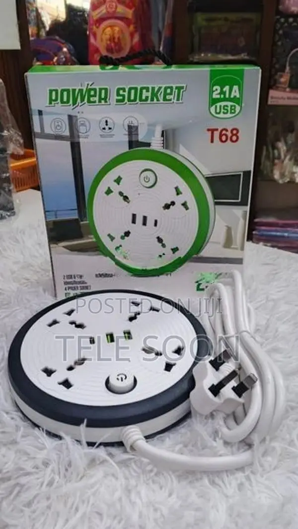 T68 2500W 2.1A Power Socket