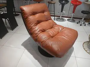 Swivel Lounge Chair / Single sofa