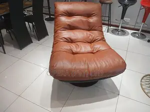 Swivel Lounge Chair / Single sofa