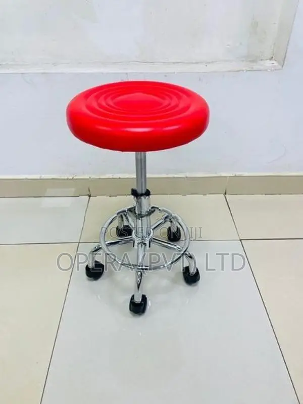 Stool chair with wheels