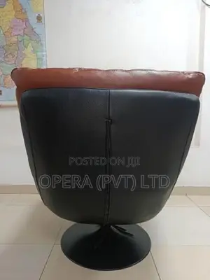 Swivel Lounge Chair / Single sofa
