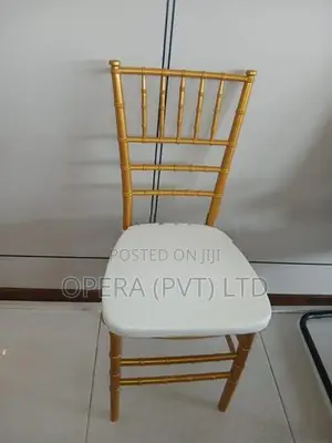 Outdoor Event chairs / Plastic Tiffany
