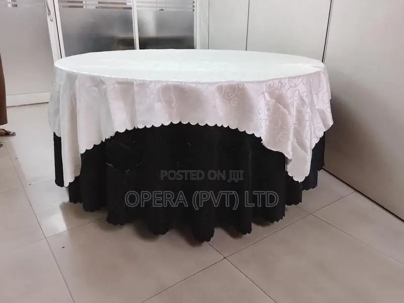 Table cloth 🖤🤍❤️💛🤎