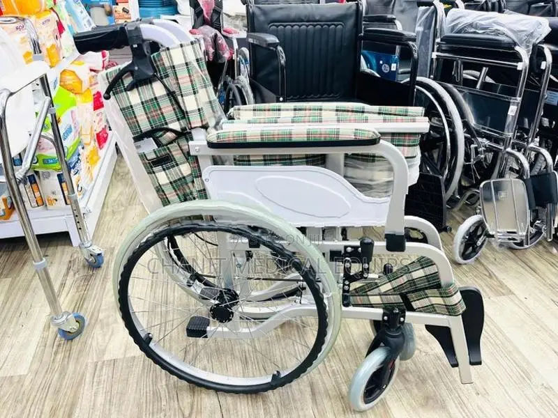 Alluminum Light Weight Wheelchair