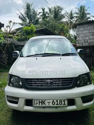 Toyota Noah CR42 1999