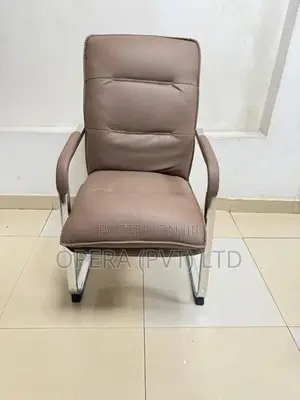 Executive Visitor Chair - D70