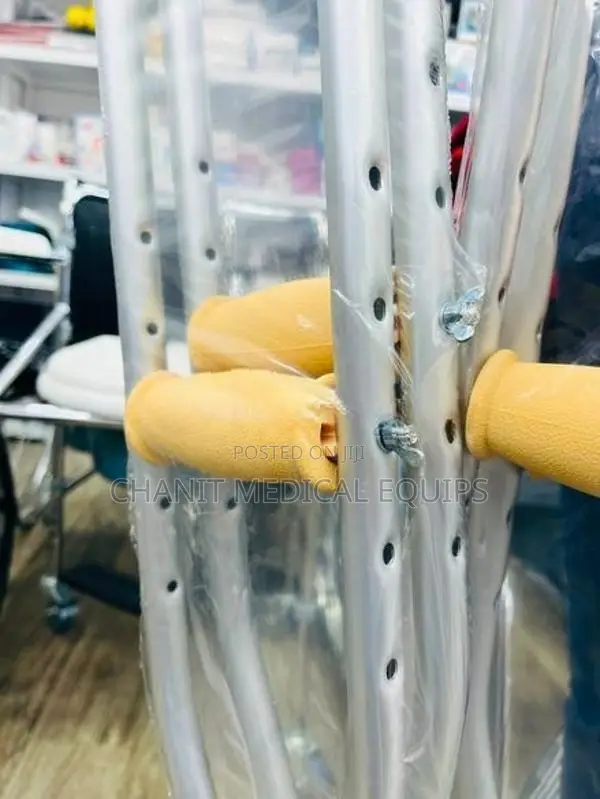 Under Arm Walking Crutch