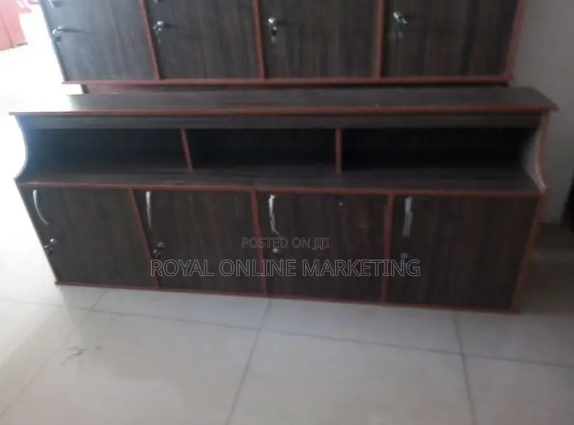 4 Door Pantry Cupboard (I-9)