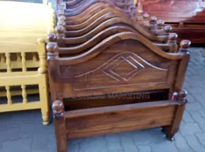 Teak 6 by 3 Arch Bed (B-11)