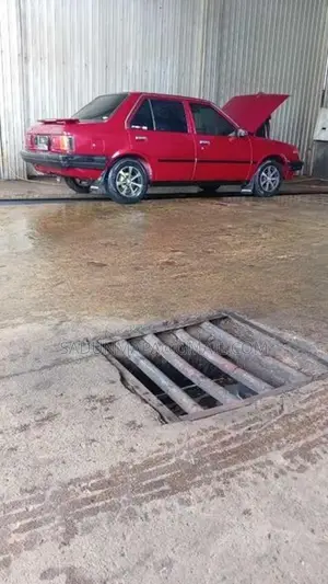 Nissan Sunny B11 1983