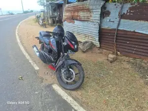 Bajaj Pulsar 180 2010