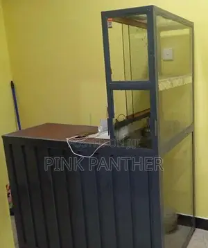 Cashier Table