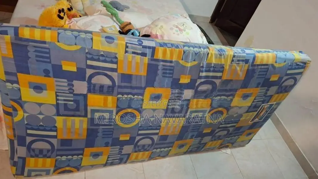 Single Bed Metress