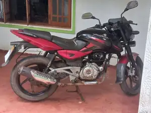 Bajaj Pulsar 180 2016