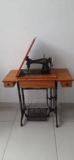 Singer Sewing Machine