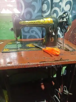 Singer Sewing Machine