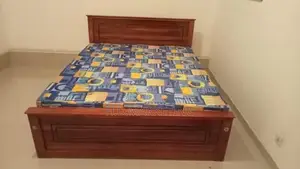 6*5 Queen Size Design Box Beds and Double Layer Mattress