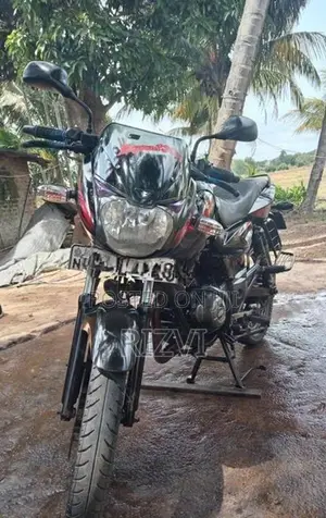 Bajaj Pulsar 150 2017