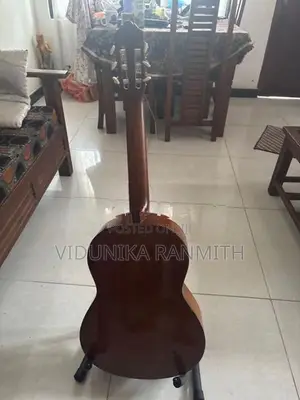 Yamaha Classical guitar 6 string