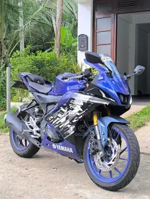 Yamaha R15 V4 2025