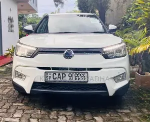 Ssang Yong Tivoli 2016