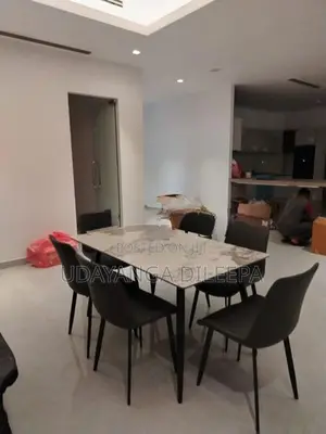 Luxury Granite Dining Table with Chairs