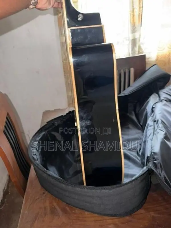 Selling my Acoustic Guitar