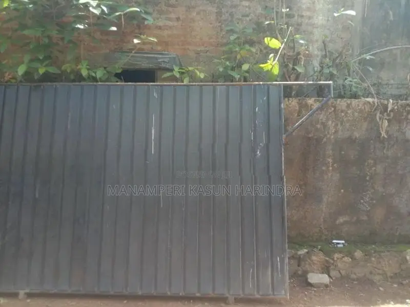 Sliding Gate