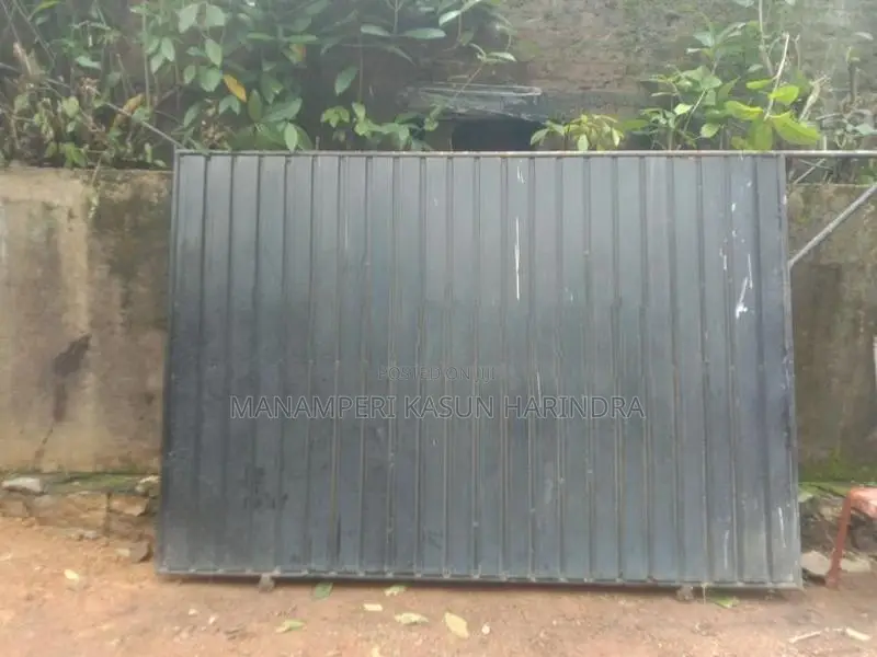 Sliding Gate