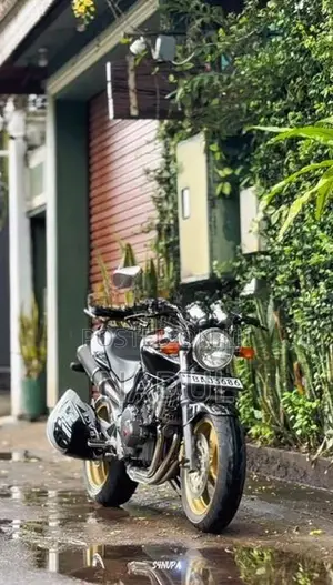 Honda Hornet 2008