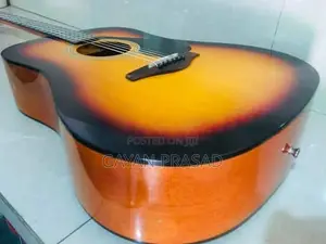Yamaha F600 Acoustic Guitar Natural