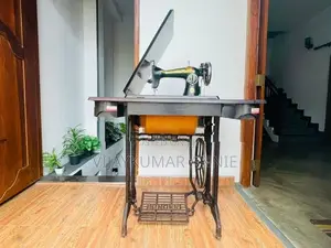 Singer Sewing Machine