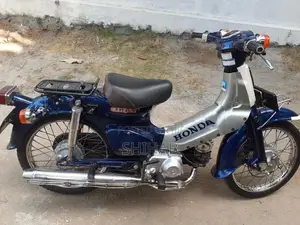 Honda Super Cub 2000