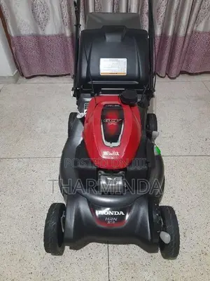 Honda self propelled lawn mower