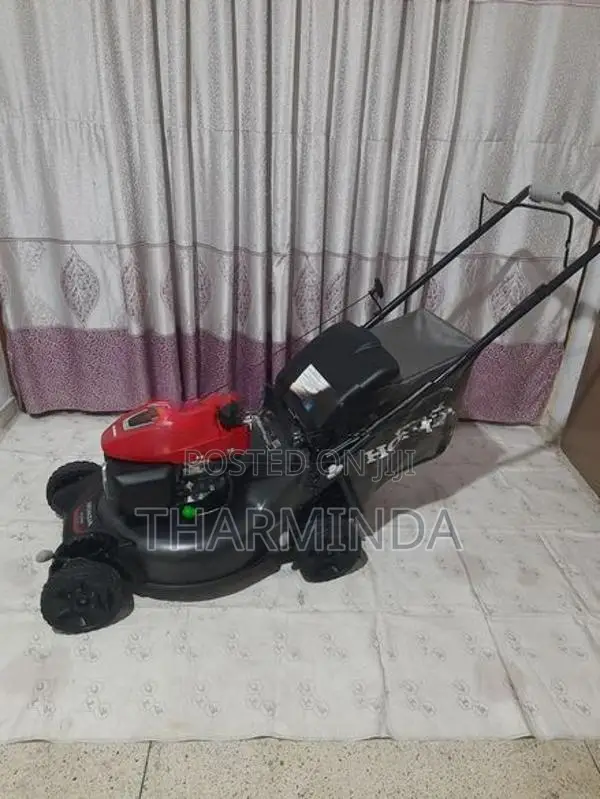 Honda self propelled lawn mower