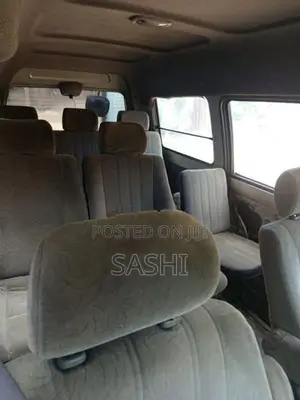 Toyota Noah 1999