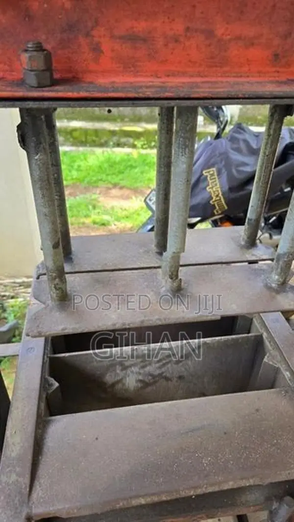 Cement Block Machine (2 Blocks)