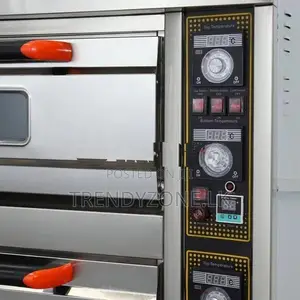 Industrial Gas Oven 3 Deck 6 Trays (Unique)