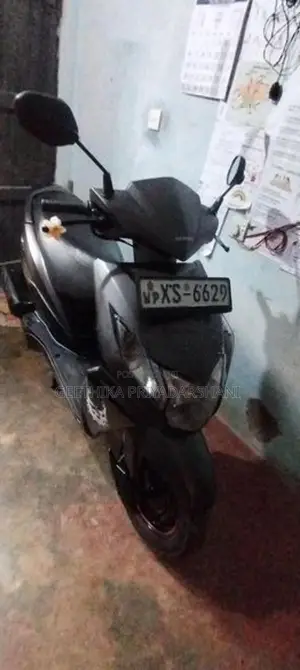 Honda Dio 2012