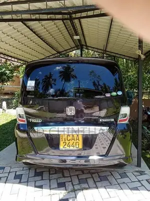Honda Freed 2012