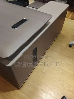 Executive Modern Table