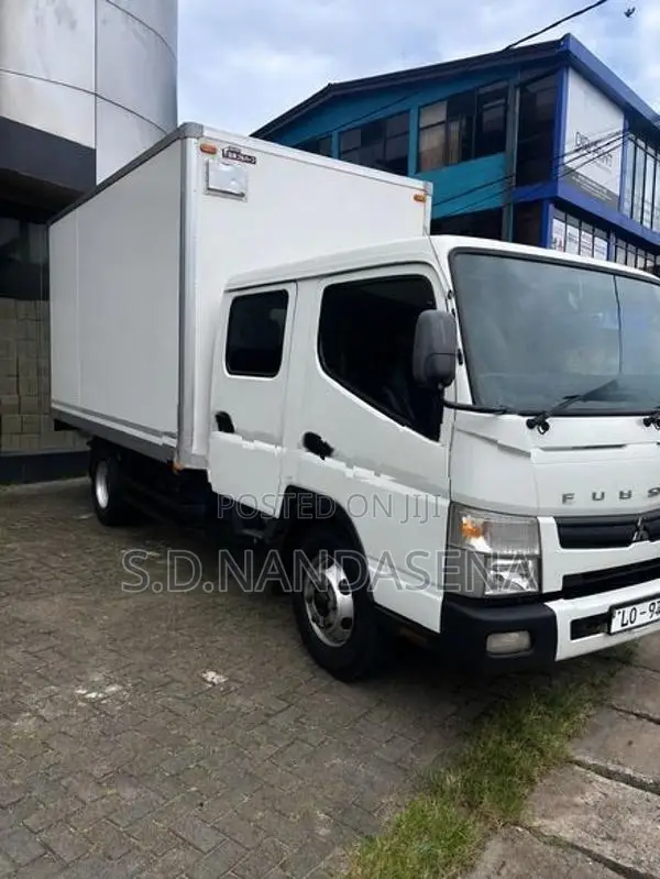 Mitsubishi Canter Crew Cab 2019
