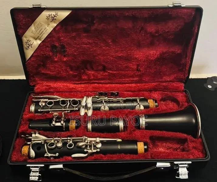 Yamaha YCL-351 Grenadilla Wood Clarinet