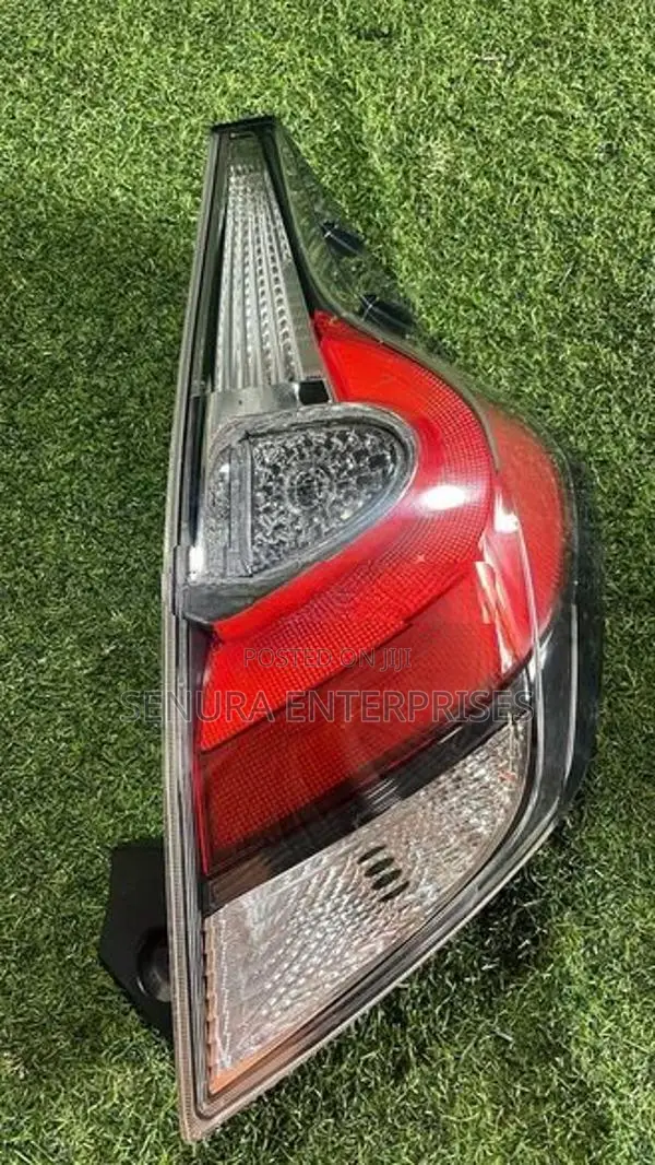 Toyota Aqua NHP10 Tail Light Rh