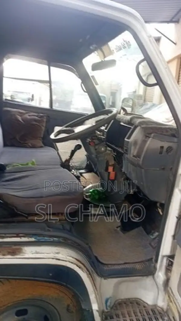 Isuzu Elf 1993