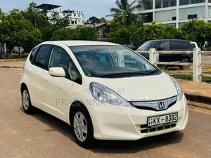 Honda Fit GP1 2012
